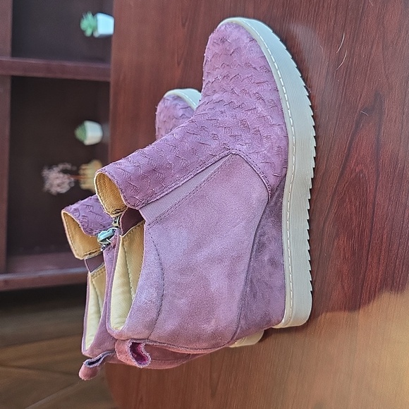 Sofft Slayton Wedge Booties Wine Color Size 8 - Picture 3 of 6